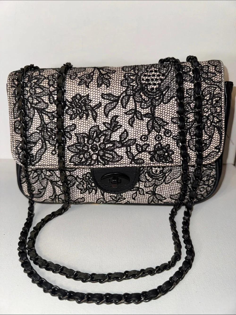 Patricia Nash Lorenza Chantilly Lace Leather Crossbody Shoulder Bag